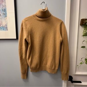 Uniqlo cashmere tan turtleneck